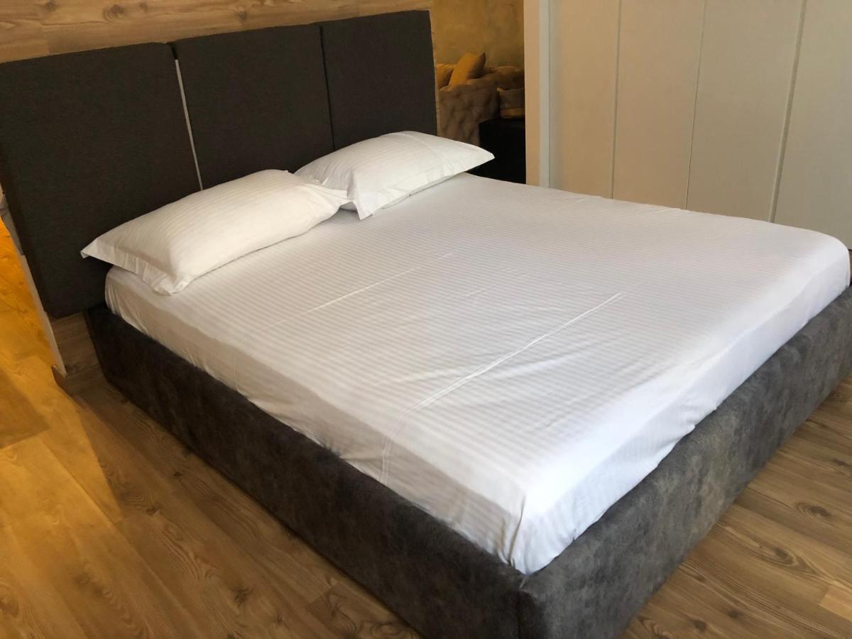 The Laurels - Center Apartment Tirana